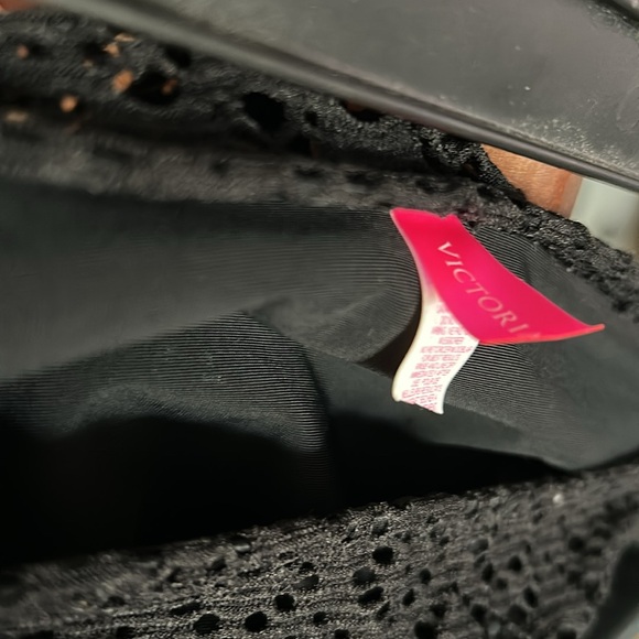 Victoria Secret Black Crochet Adjustable Bikini Bottoms Size M/L |B79 - Picture 2 of 3